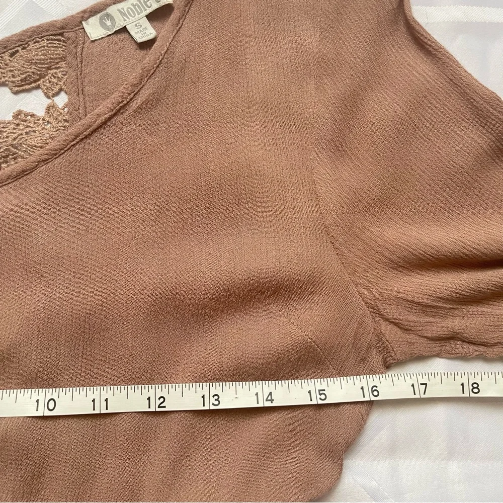 Noble U Lace Trim Bell Sleeve Peplum Top Brown Women's Small
